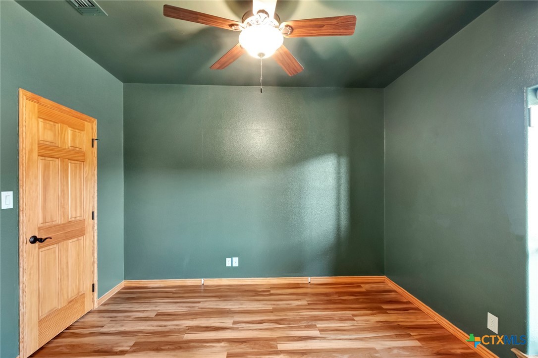 1176 Post Lane