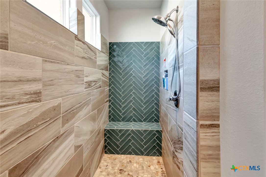 113 Dripping Spring