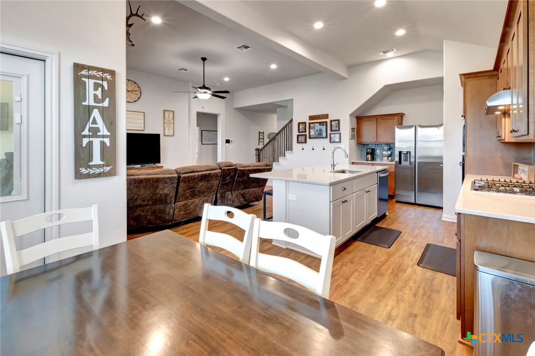 113 Dripping Spring