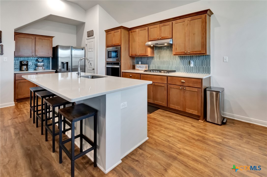 113 Dripping Spring