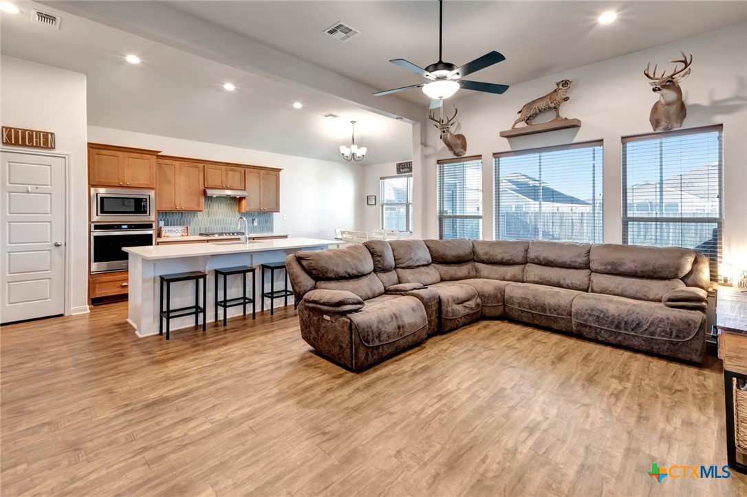 113 Dripping Spring