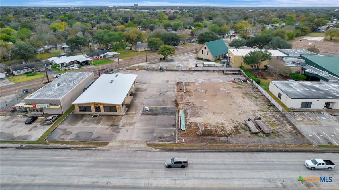 1801 Sam Houston Drive