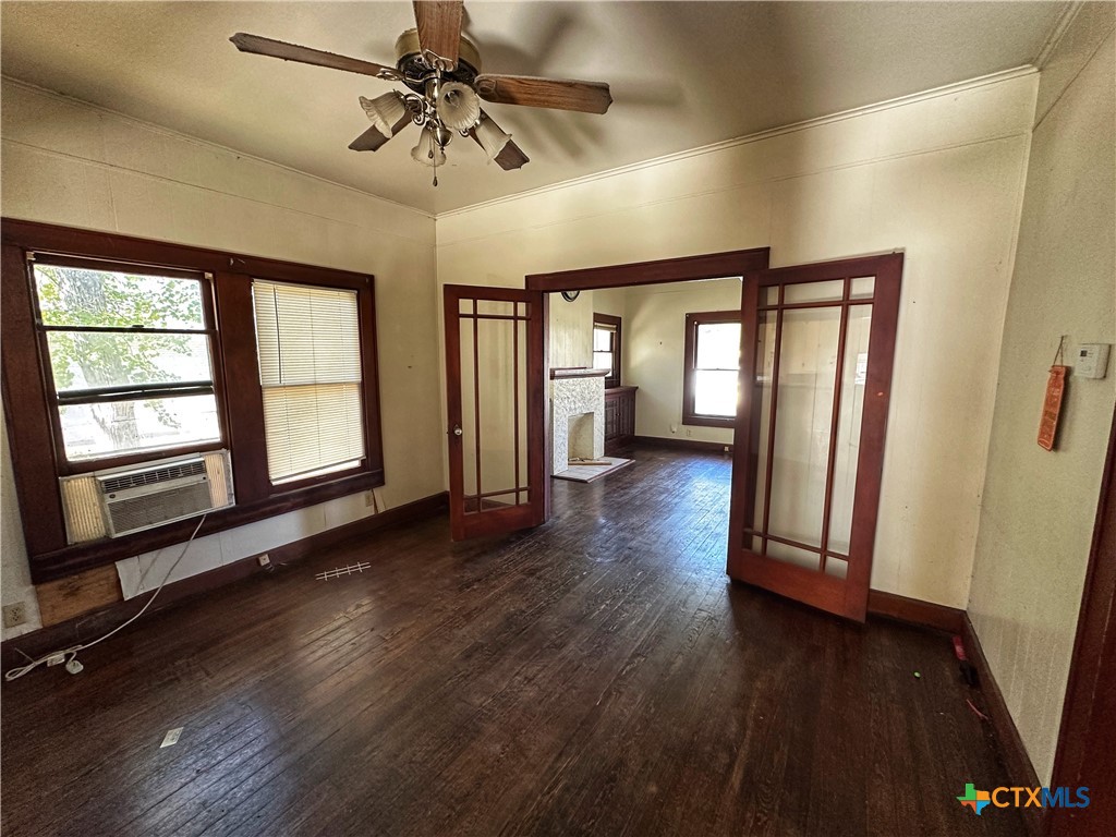507 W Brazos Street
