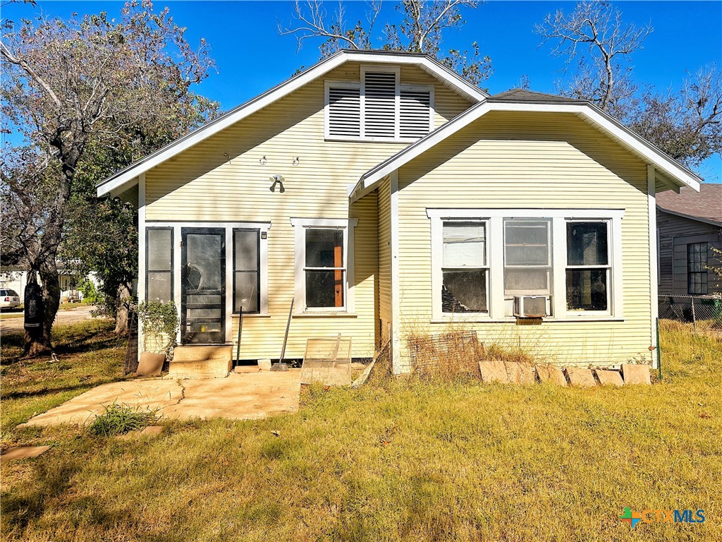 507 W Brazos Street
