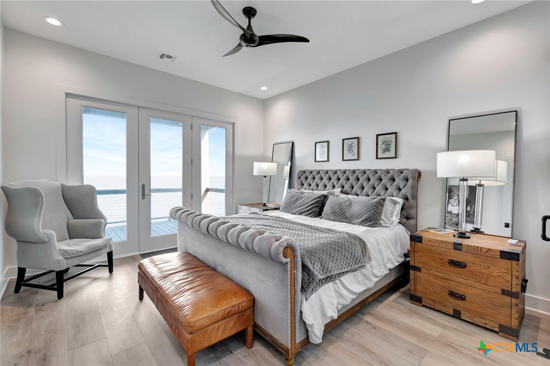 902 N Washington Street