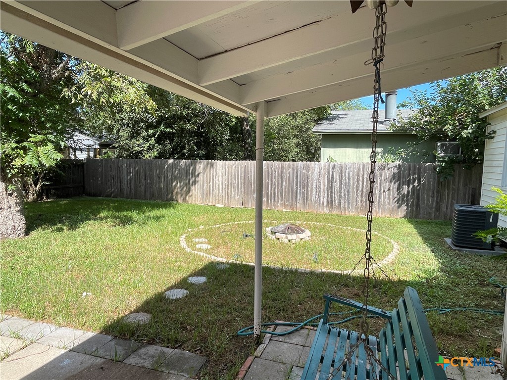 1512 E Mimosa Avenue
