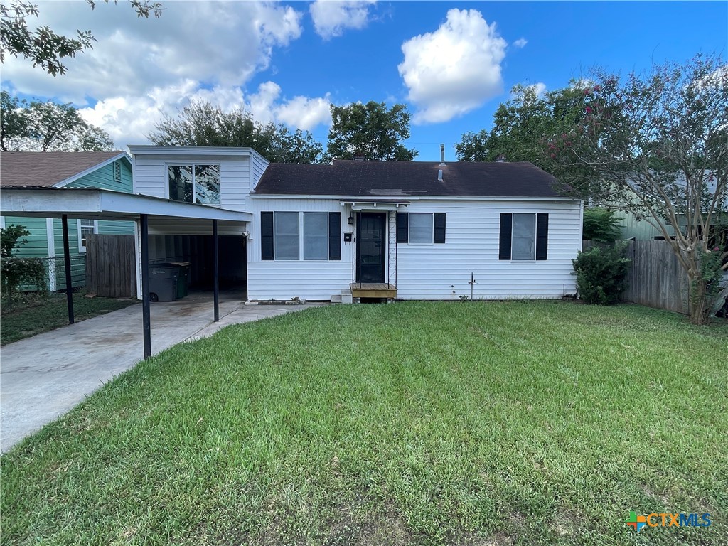 1512 E Mimosa Avenue