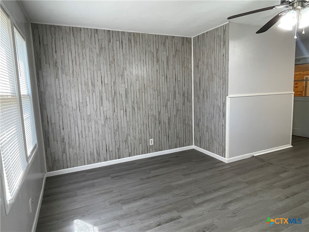 1512 E Mimosa Avenue