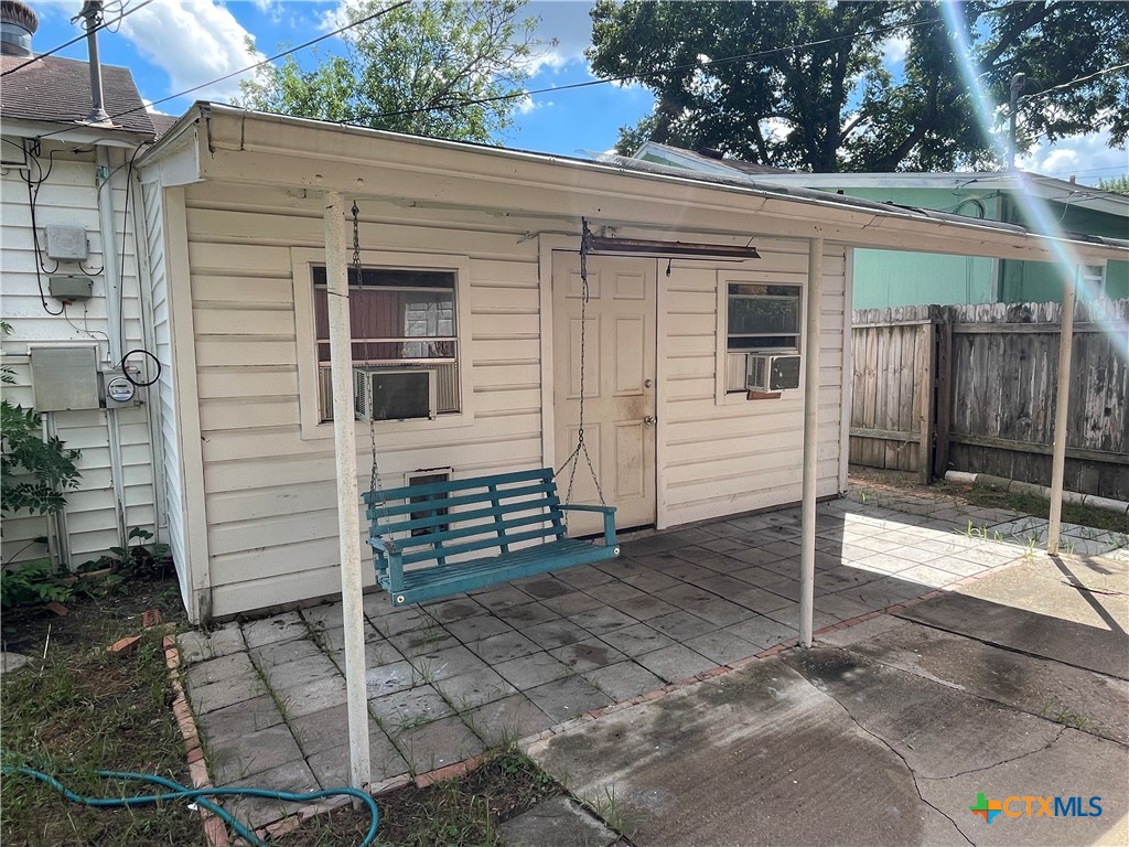 1512 E Mimosa Avenue