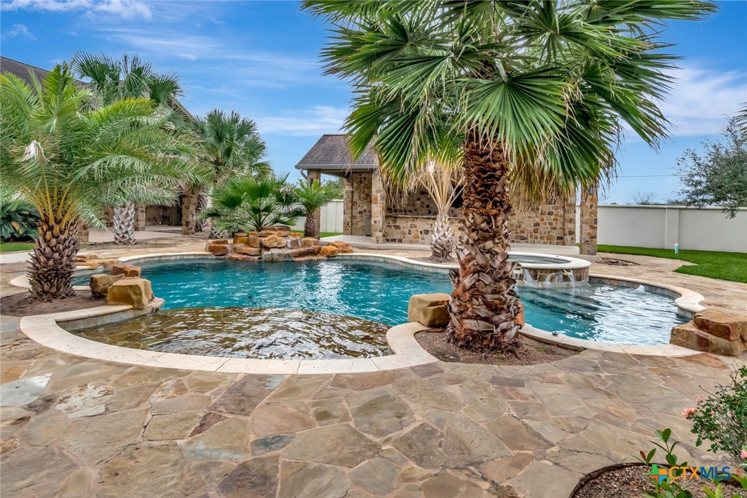65 Brook View