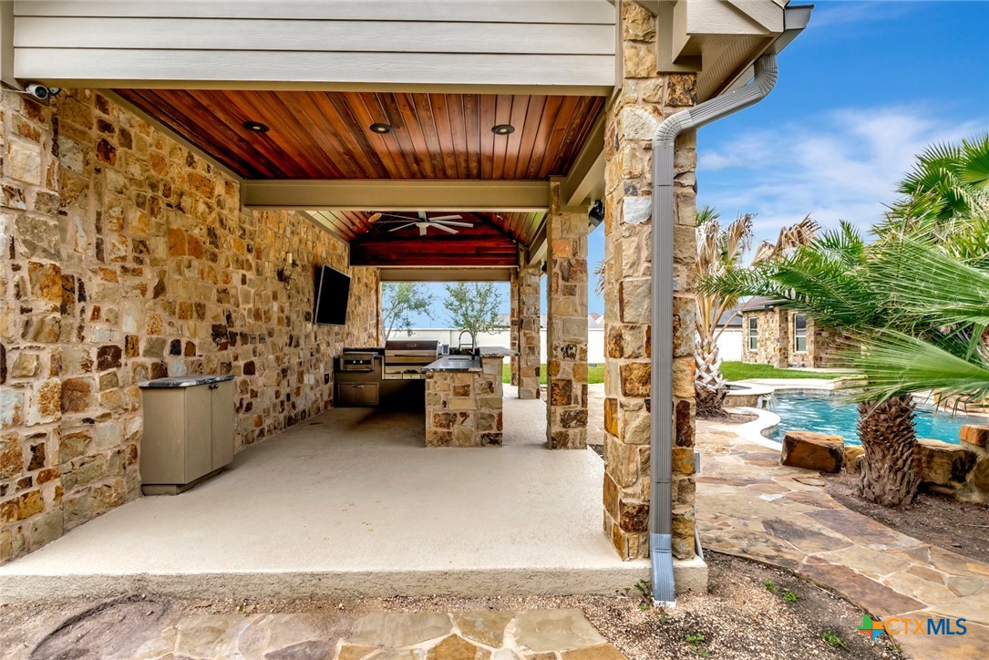 65 Brook View
