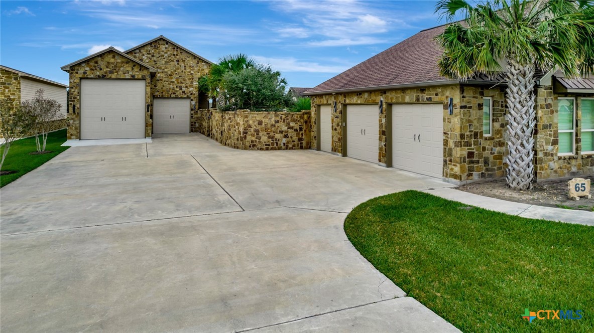 65 Brook View