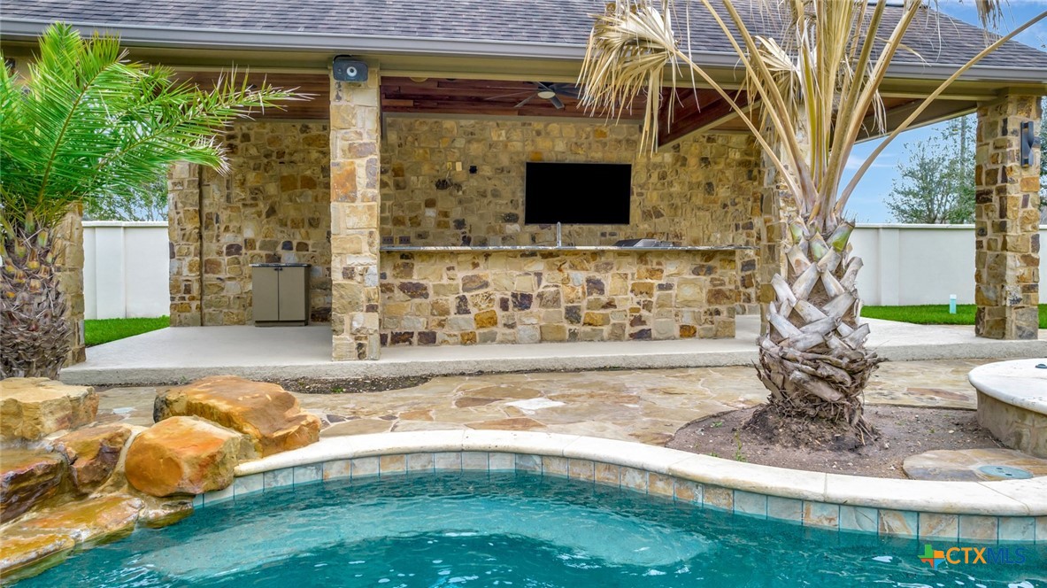 65 Brook View