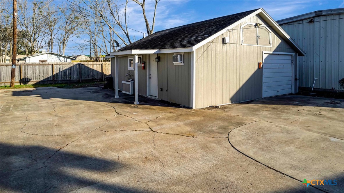2015 Peach Street