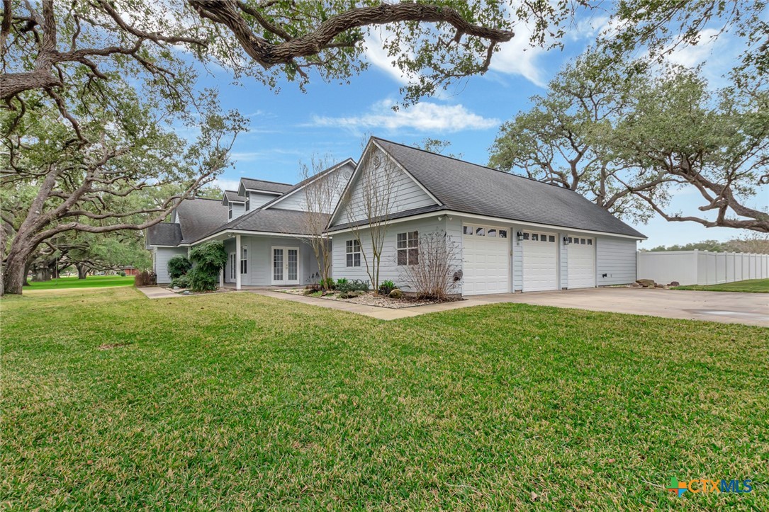185 Lakeshore Drive