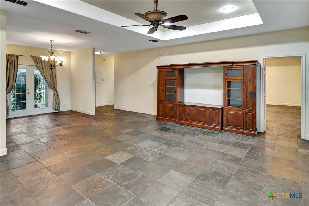 185 Lakeshore Drive
