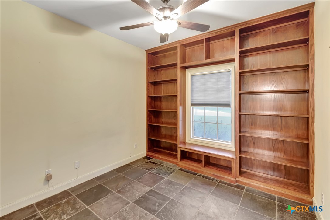 185 Lakeshore Drive