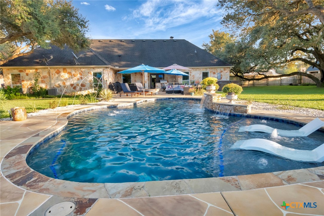 62 Grand Oak Drive