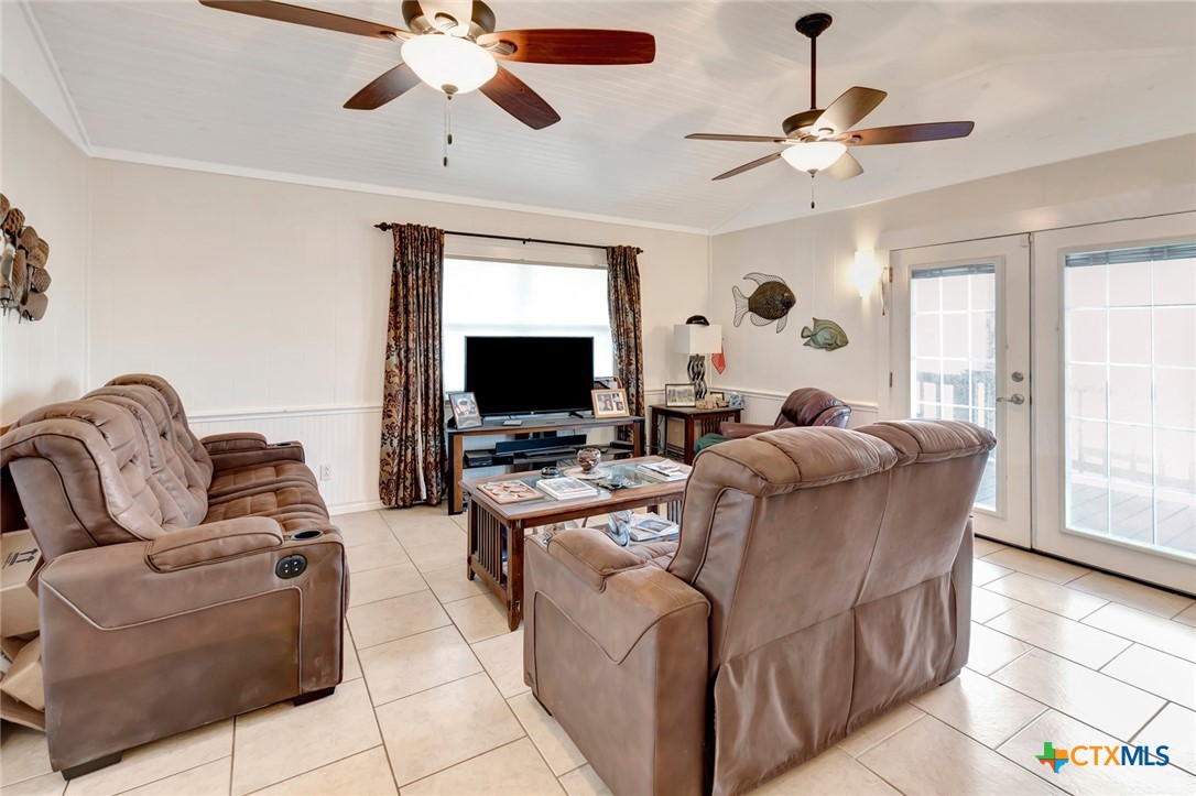 105 Copano Cove Road
