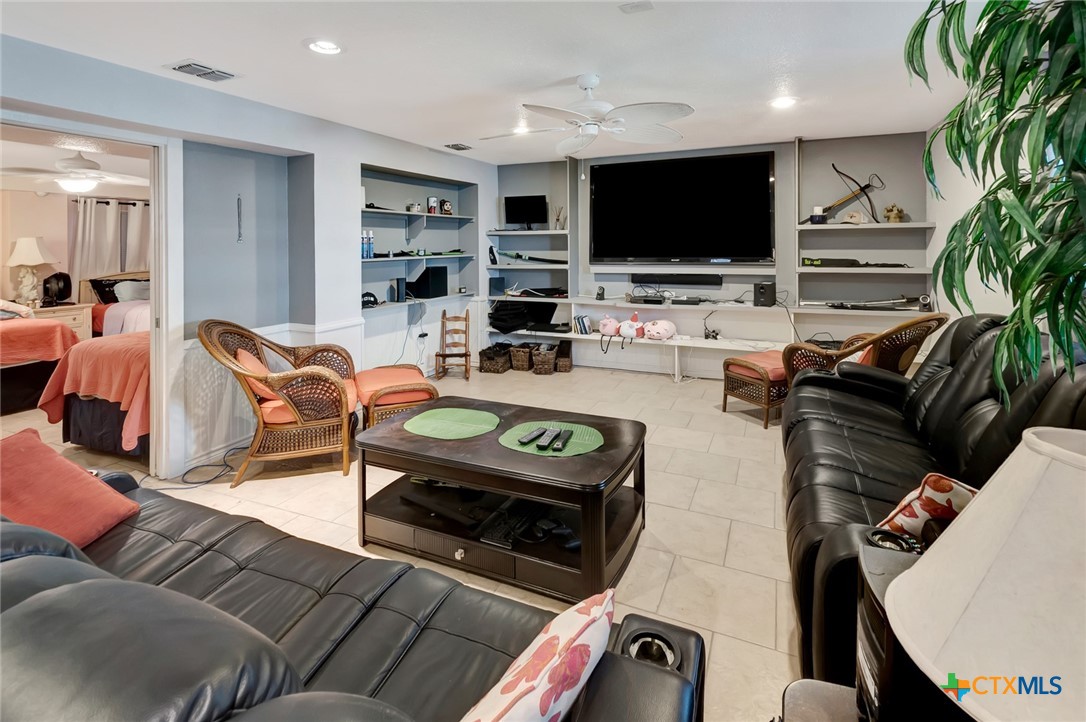 105 Copano Cove Road