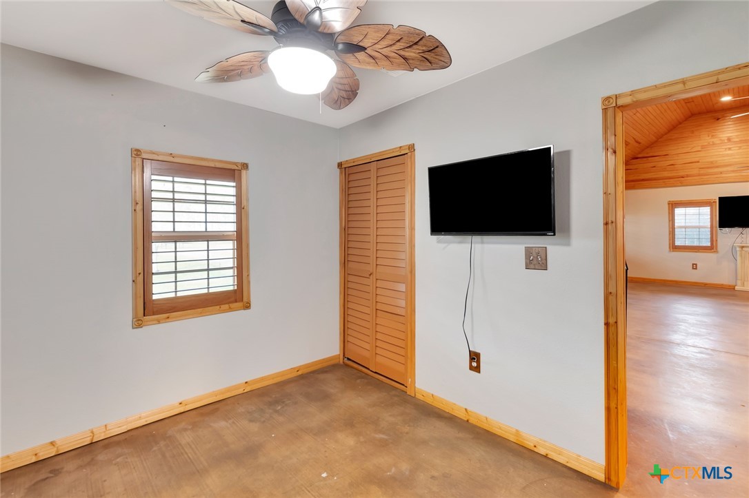 52 N Old Bloomington Road