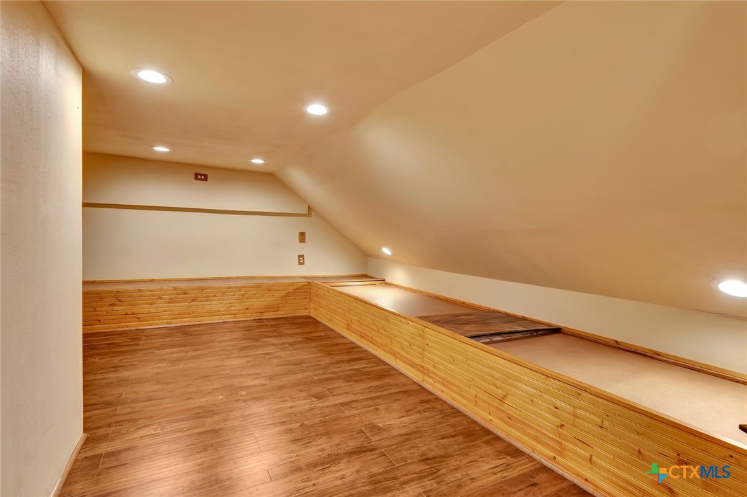 52 N Old Bloomington Road