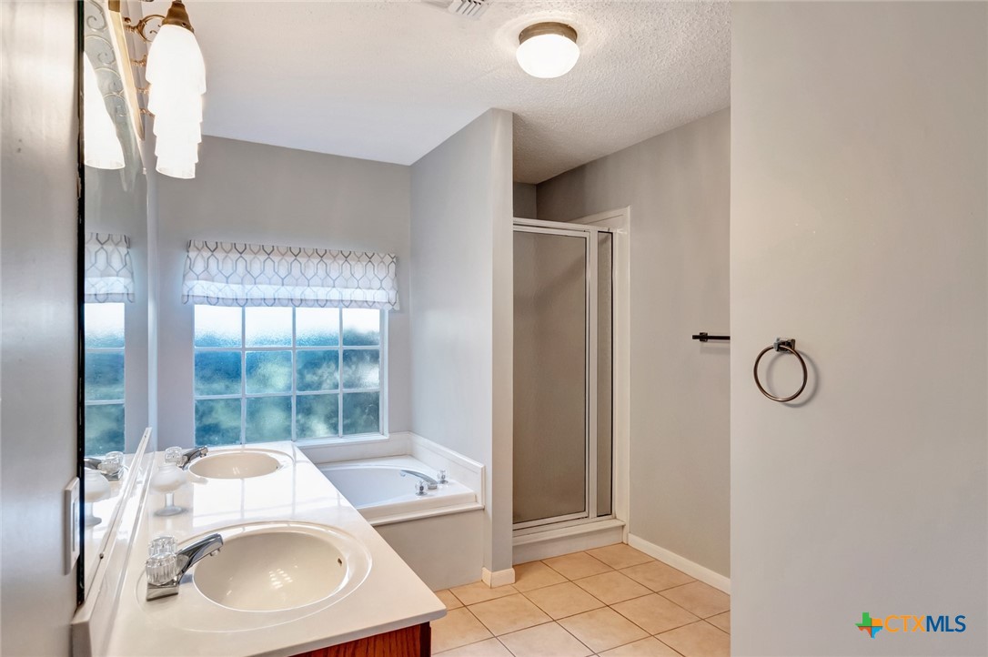 208 Ashland Creek