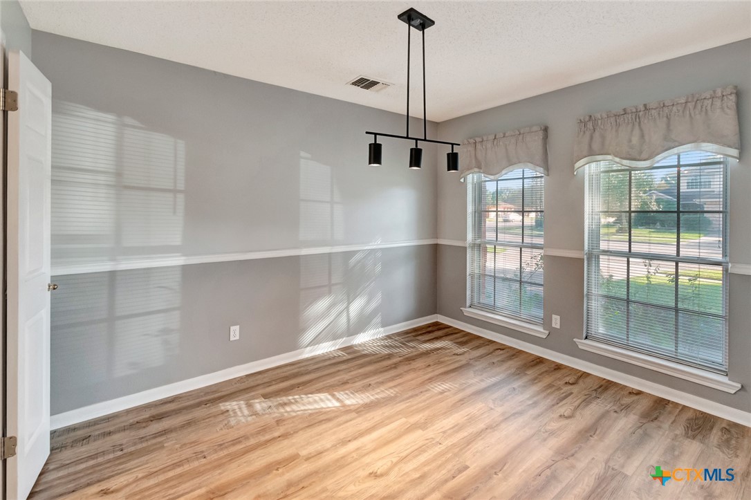 208 Ashland Creek