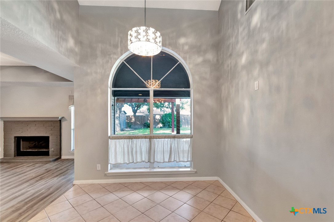 208 Ashland Creek