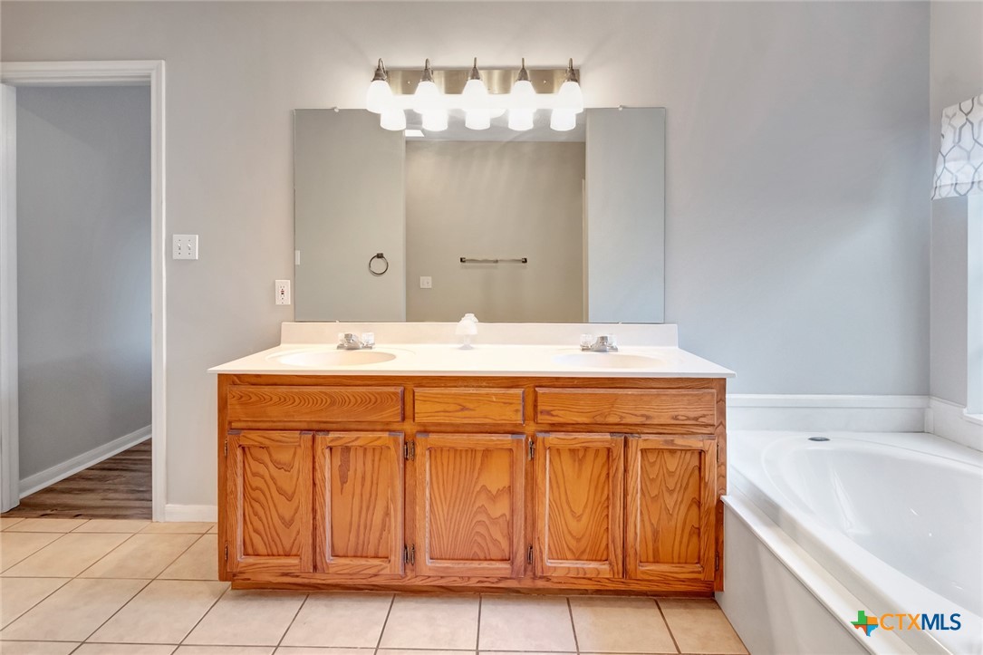 208 Ashland Creek