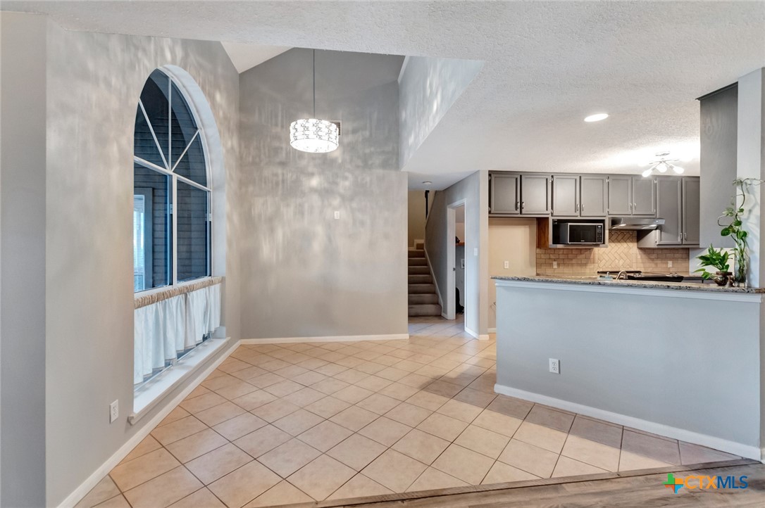 208 Ashland Creek