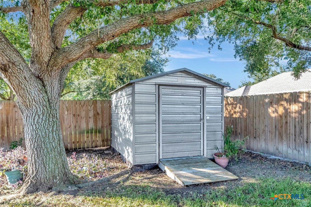208 Ashland Creek