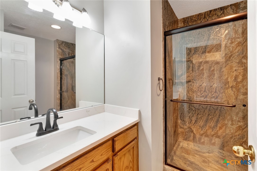 208 Ashland Creek