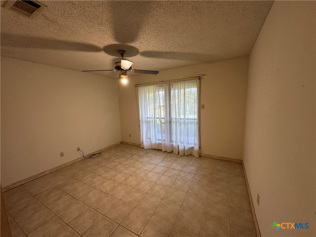 996 Carefree Drive