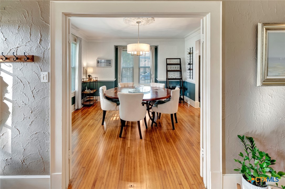 406 S Liberty Street