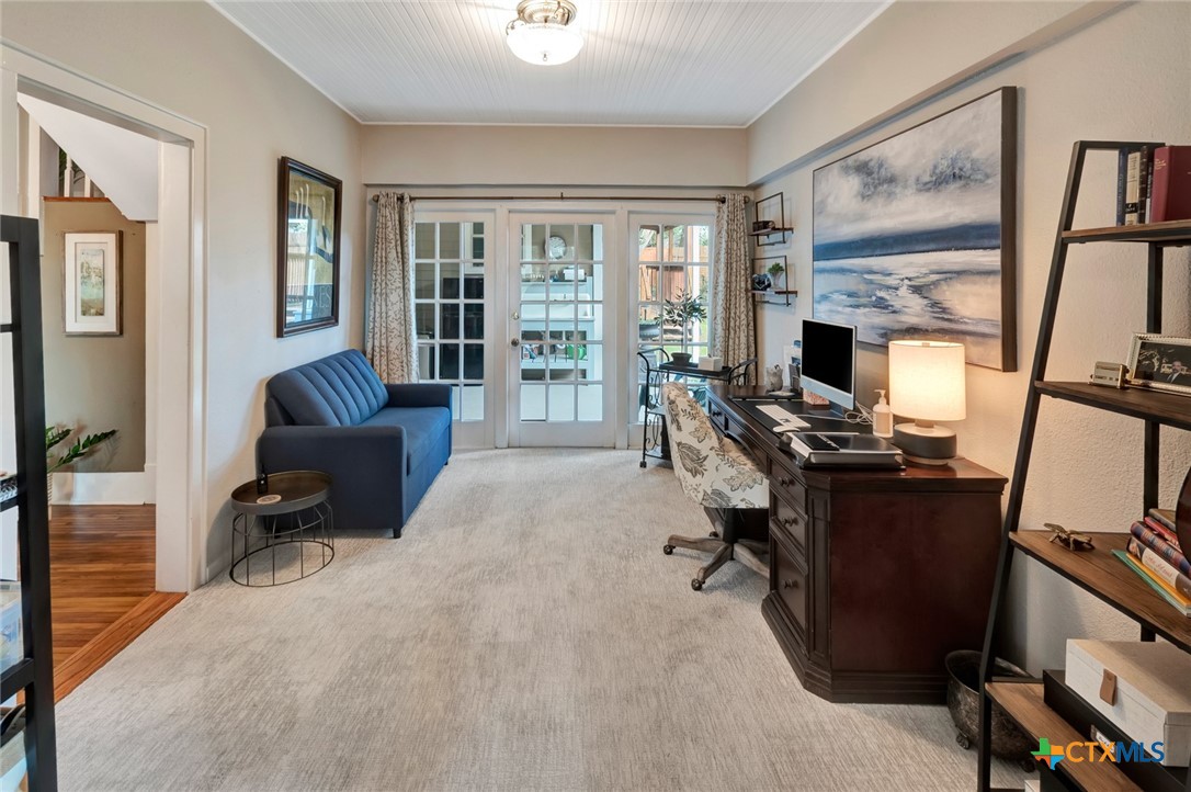 406 S Liberty Street