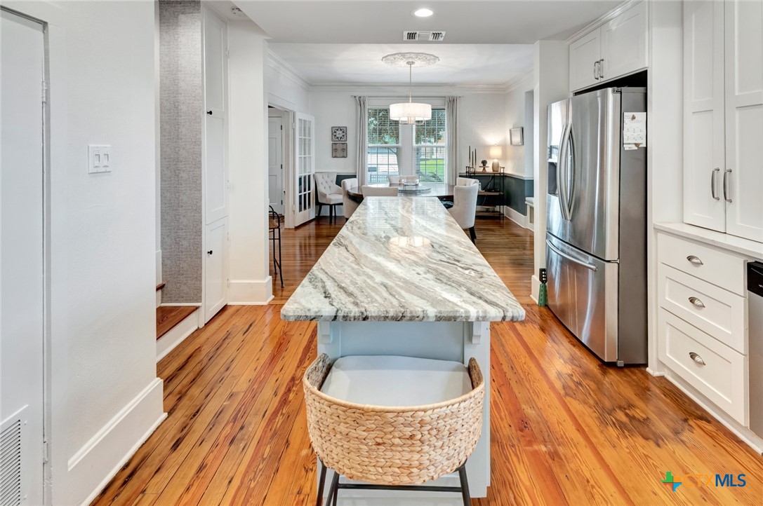 406 S Liberty Street