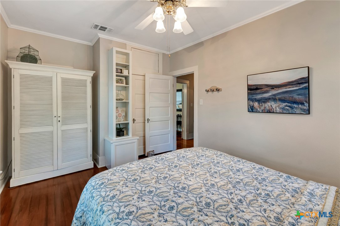 406 S Liberty Street