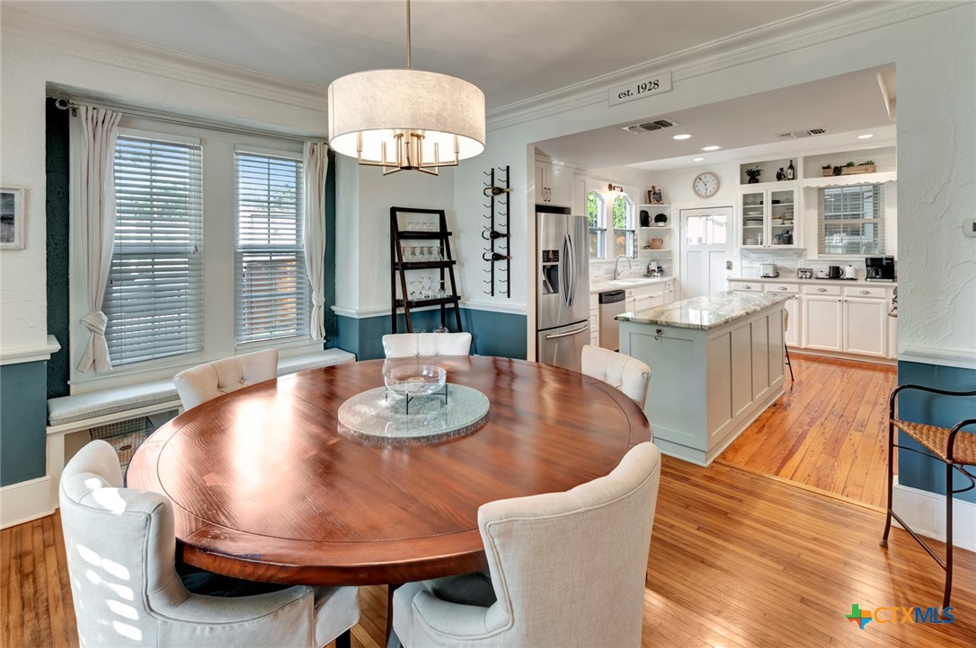 406 S Liberty Street