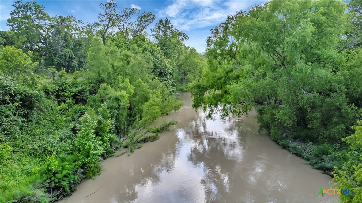 000 San Antonio River Road