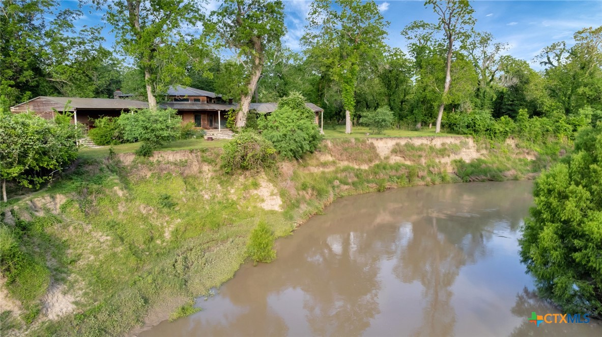 000 San Antonio River Road