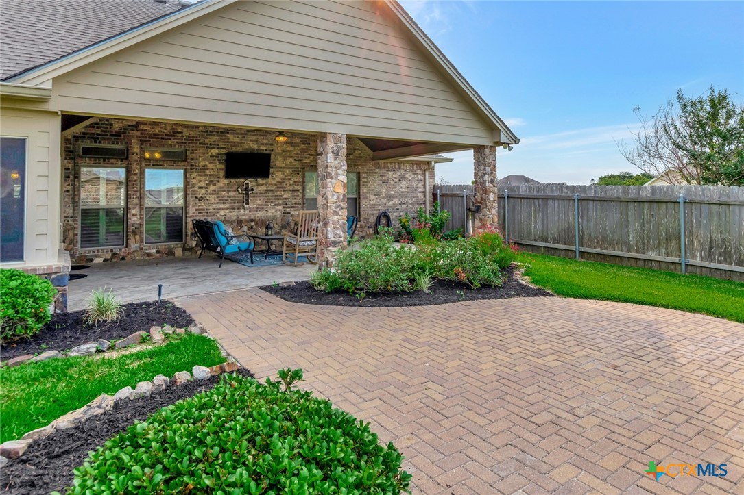 201 Pebble Brook