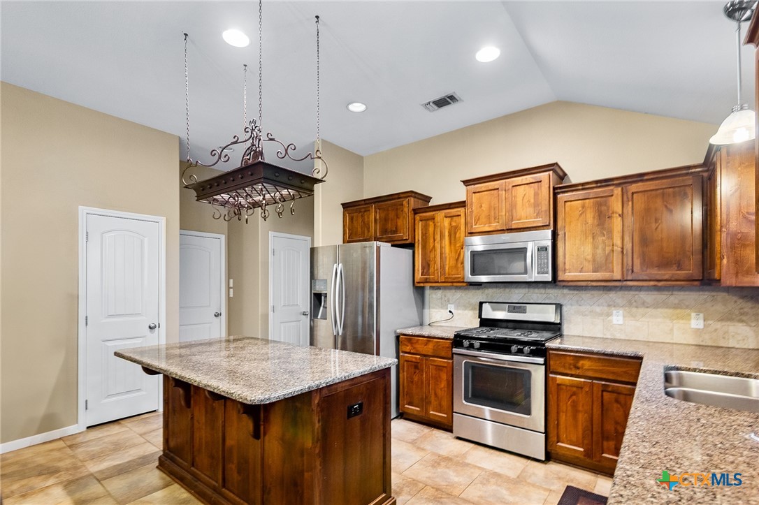 119 Cobble Stone Court