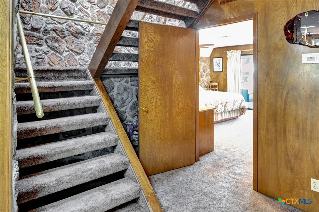 79 W Albrecht Road