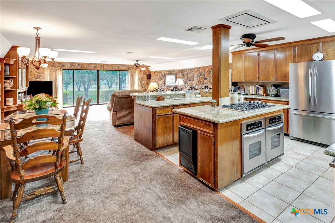 79 W Albrecht Road