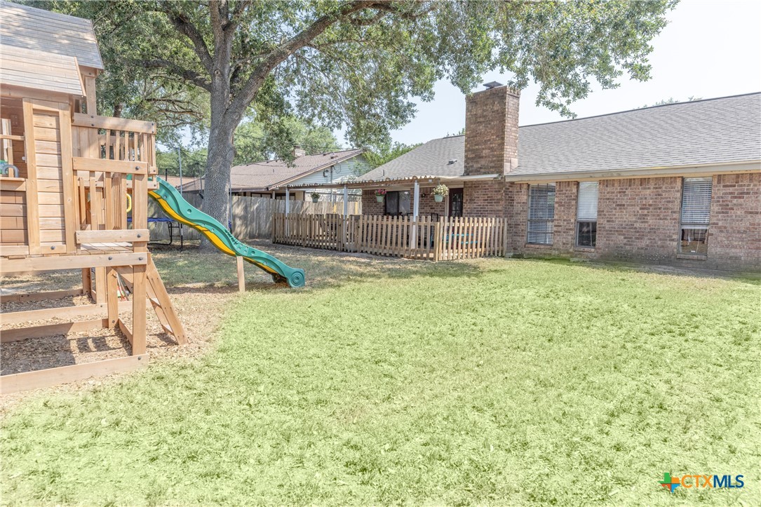 418 Taos Drive