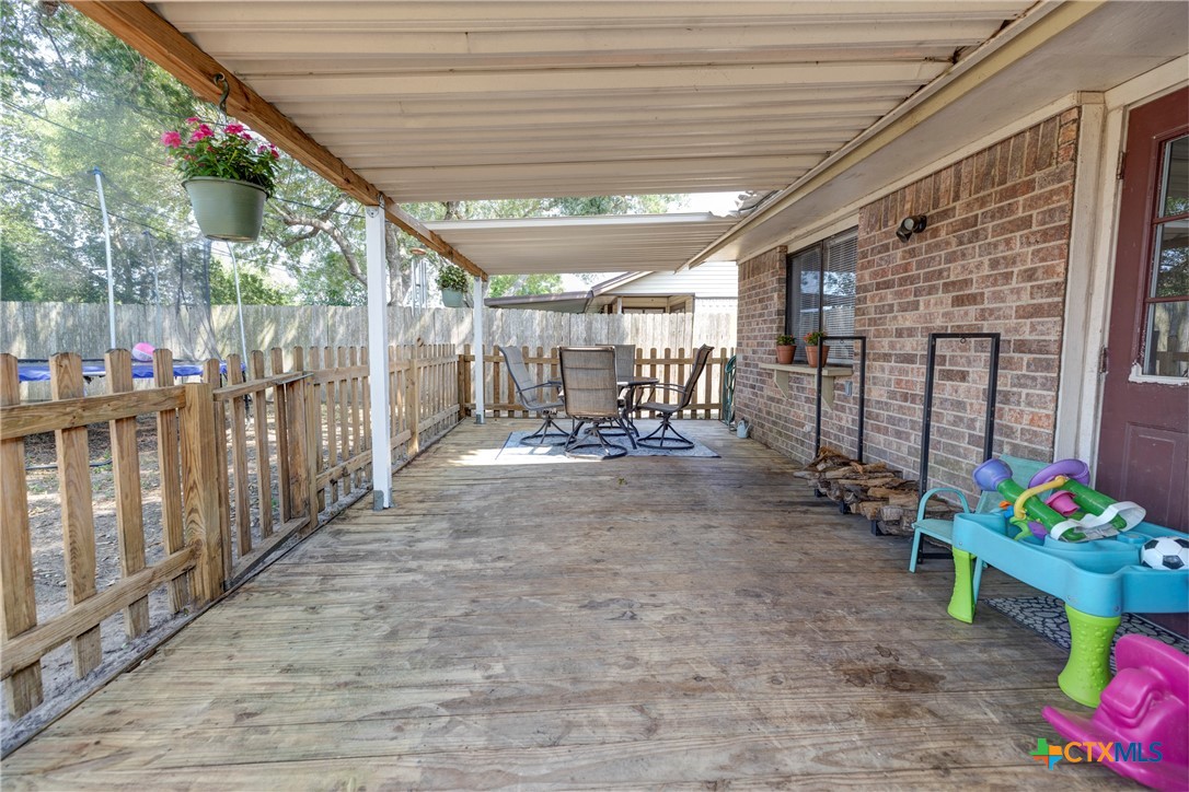 418 Taos Drive