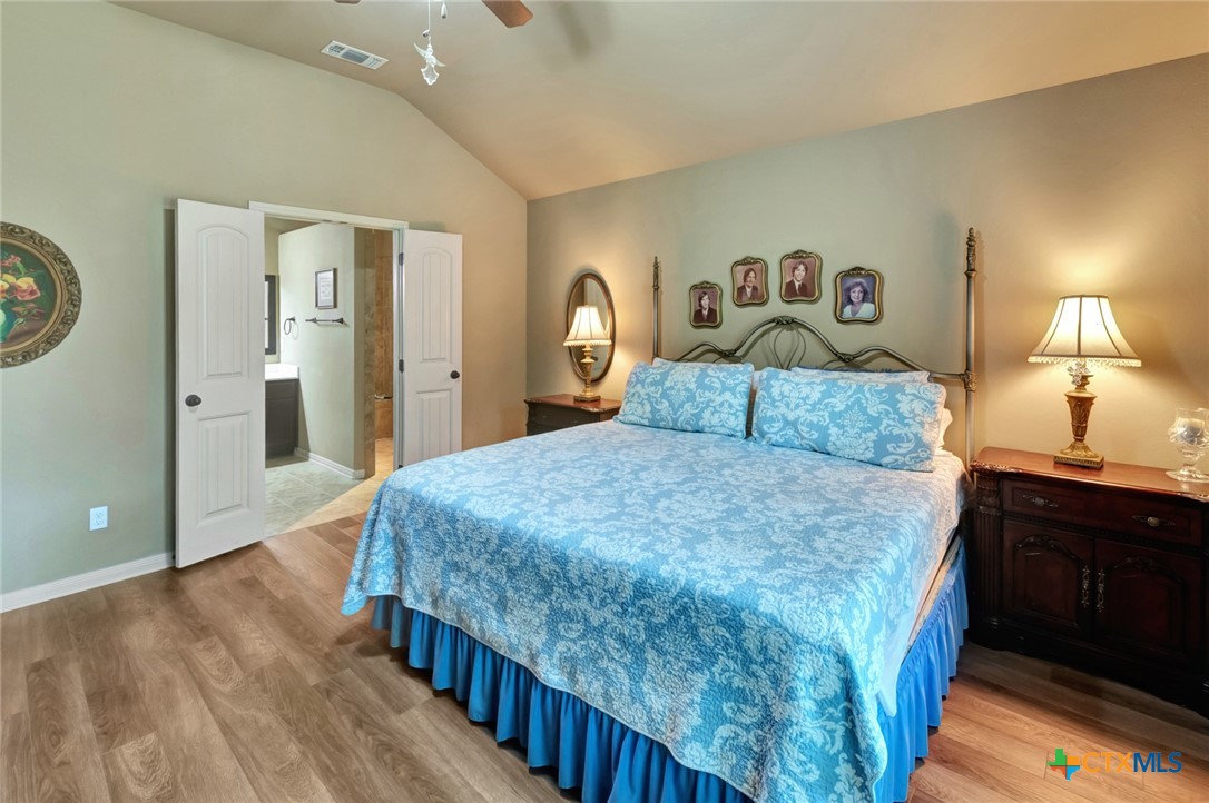 106 Cobble Stone Court