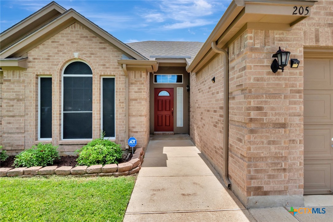 205 Arabian Drive
