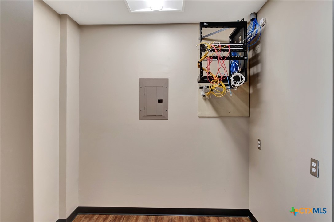 311 E Constitution